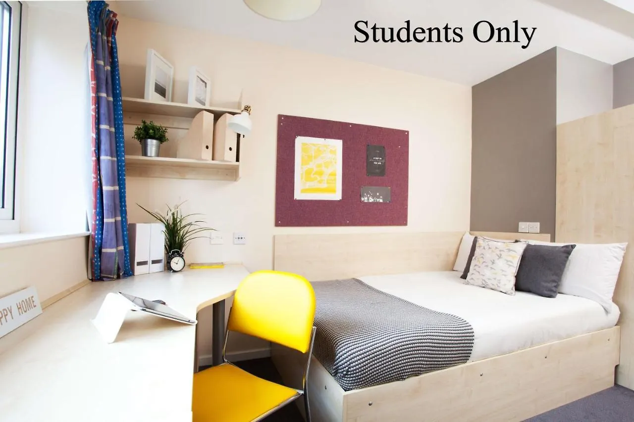 Trendy Rooms For Students Only, Sheffield - Sk Guest house